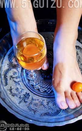 王朝贵足 No.234 小墨美酒佳人裸足系列_丽丝库