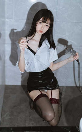 许岚LAN OL短裙_丽丝库