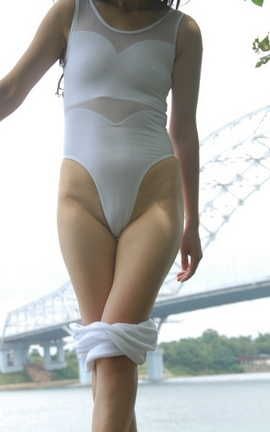 素质幸福原创露出 新品到货，依然是外拍_丽丝库