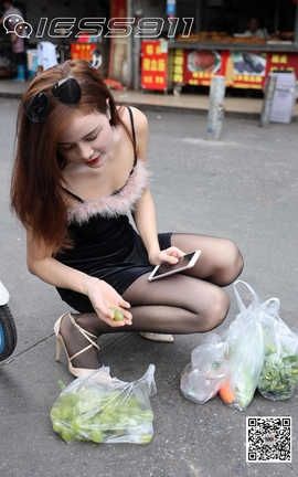 异思趣向IESS 一千零一夜 Vol.021  06模特：Lucy 《买菜3》_丽丝库