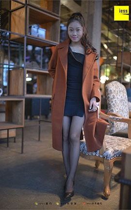 异思趣向IESS美足写真 丝足便当209 小黑妹静静的黑丝美腿_丽丝库