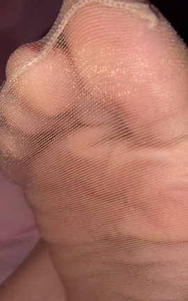 足控福利视频 九尾V11[544X960 3分53秒]_丽丝库