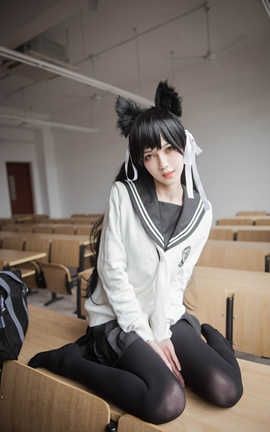 你的负卿-爱宕制服_丽丝库