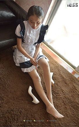 异思趣向IESS美足写真 丝足便当203 《舅舅家的女仆2》宛平_丽丝库