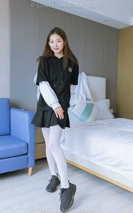 袜啵啵BoBoSocks NO.214 小沫-黑色运动鞋、厚白丝（花絮版）_丽丝库