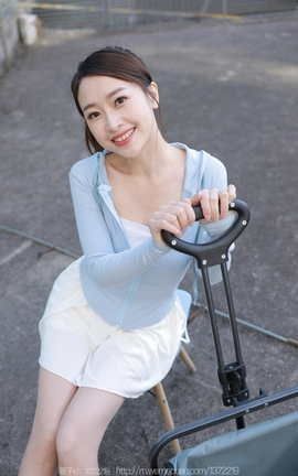 异思趣向IESS  2022.12.31 丝享家 1315 小婕《老司机开车》