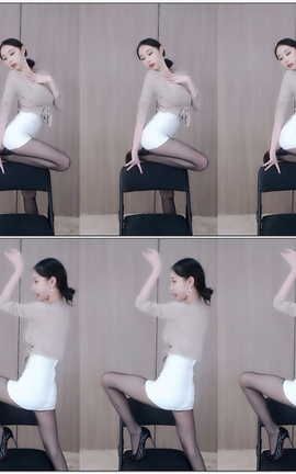 虎牙 暖暖(周童潼)-直播 魔法书福利 V047[1920X1080][6分29秒]_丽丝库