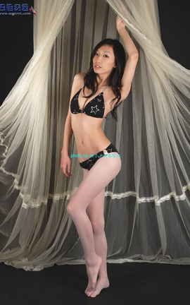 柔性天堂 ID0014 糊小小～联拍新春賀帖Candy灰姑娘