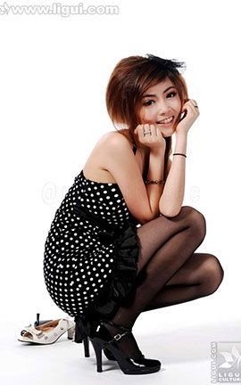 丽柜LiGui写真 2009.10.14 张凤娇之简单高跟美足秀 模特 张凤娇