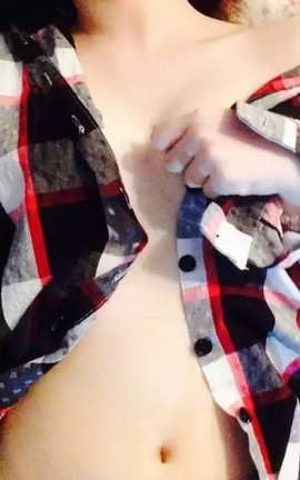 蜜蜂酱(棉花糖)-红衬衫白丝袜_丽丝库