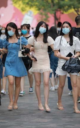 精选街拍作品 NO.0622 四九城嘎子街拍作品 姐妹 part1_丽丝库