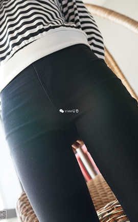 丝意写真摄影SIEE No.298 佩佩 裤子里的拼接丝_丽丝库