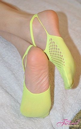 芬妮玉足Fannie No.024