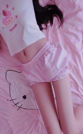 福利图 萌白酱(甜味弥漫)-草莓内裤_丽丝库