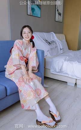 袜啵啵BoBoSocks NO.137 稚予-木屐分指白棉袜裸足和风浴衣_丽丝库