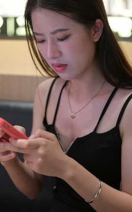 精选街拍作品 NO.0830 一始街拍作品 黑色包臀裙长腿美女 part1_丽丝库