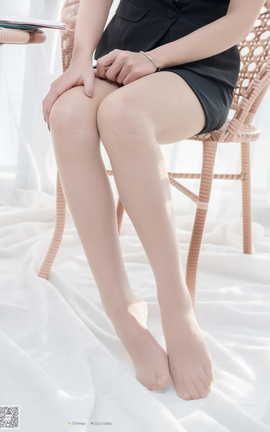 丝社SSA NO.046 芷沫 阳光下的混血美女同事_丽丝库