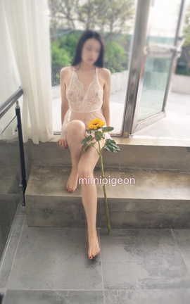 甄选系列 上海170长腿人妻极品反差婊 MimiLifeShow part1_丽丝库