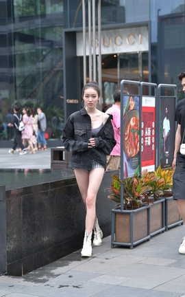 精选街拍作品 NO.0894 摄神街拍作品 超级无敌短热裤 贼性感了_丽丝库