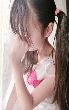 福利在线大图 H工口小学生赛高-2015.06.02透明窗の前