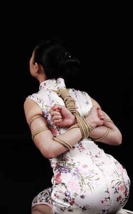 神艺缘-官方原版捆绑套图 Vol.172馨缘