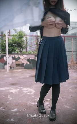 软软趴在床单上(铃木美咲)-纯系的青涩_丽丝库