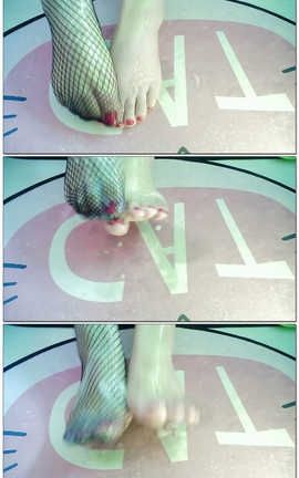 咩咩酱-足控[06分58秒][57M]_丽丝库