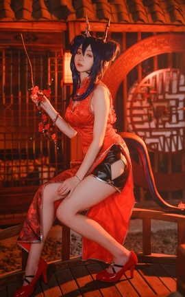 拿相机的执义 cos私房合集 part1_丽丝库