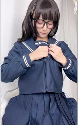 洛璃 LoLiSAMA 第一次的约会#1[1080X2340][3分5秒]_丽丝库