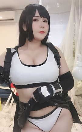 Uy Uy - Tifa Lockhart_丽丝库