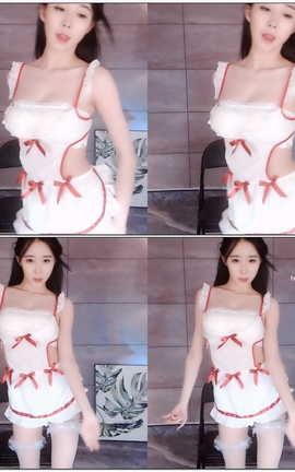 虎牙 暖暖(周童潼)-直播 魔法书福利 V763[1920X1080][3分44秒]_丽丝库