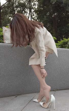 魔镜街拍-视频mp190202s7[2160X3840][3分18秒]_丽丝库