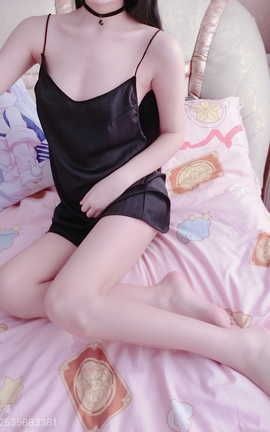 萌白酱(甜味弥漫)-要一起来睡个觉吗 睡衣_丽丝库