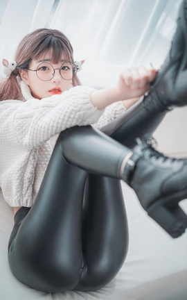 Jenny-Loose and Tight White_丽丝库