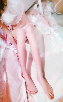 00后微博红人@元气小萝莉洛可可大尺度VIP套图-2