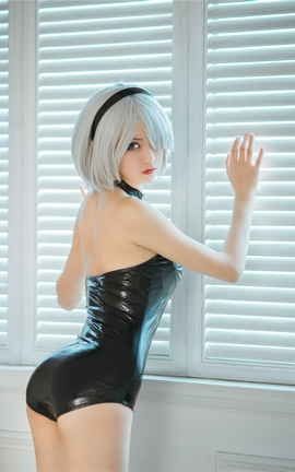 兔玩网二次元福利-黑色曲线