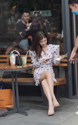 精选街拍作品 NO.0905 摄神街拍作品 清纯活泼美腿玉足小姐姐 part3_丽丝库