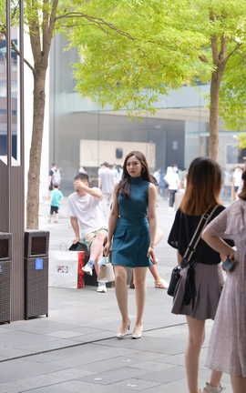 精选街拍作品 NO.1272 视觉冲击街拍作品 甜美的都市丽人美女_丽丝库