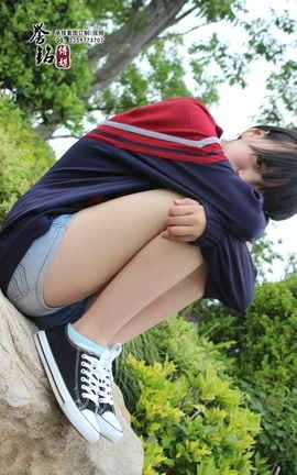 誉铭传媒(中学生棉袜套图)《三十》_丽丝库
