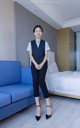 袜啵啵BoBoSocks NO.413 芝士-高跟鞋、白色吊带船袜、银行制服_丽丝库