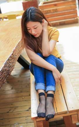 蕾蕾短丝套图-诗曼_丽丝库