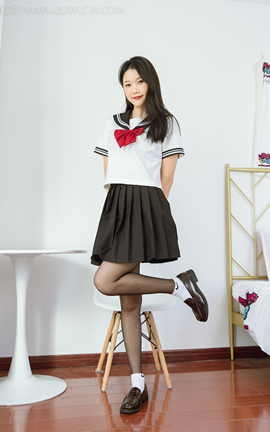 物恋传媒 No.1083 小竹 画中的她_丽丝库