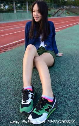 站前女神 恋足美腿棉袜女神级摄影套图 080_丽丝库