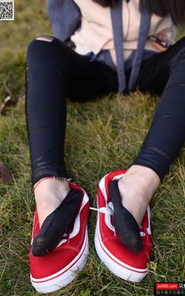 只糖棉袜 VOL.131 嘉慧 有人相爱，有人夜里开车看海_丽丝库