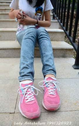 站前女神 恋足美腿棉袜女神级摄影套图 084_丽丝库