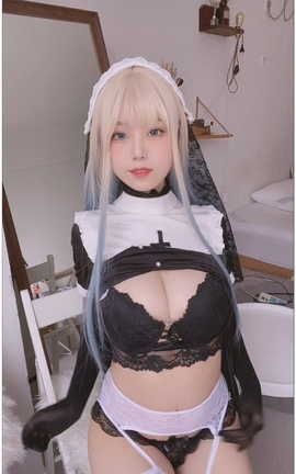 蜜汁猫裘 - 修女自拍#4[1080X1920][1分11秒]_丽丝库