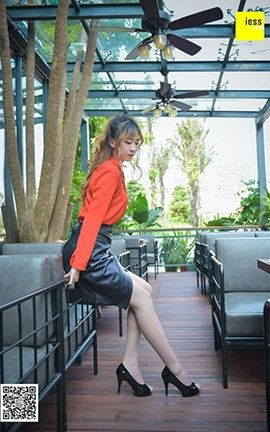 异思趣向IESS美足写真 丝享家113 紫紫《鱼嘴漆皮高跟》