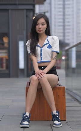 精选街拍作品 NO.1438 一始街拍作品 黑色热裤美女 part7_丽丝库