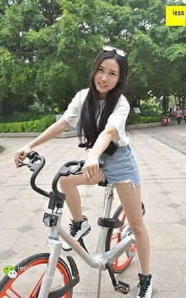 异思趣向IESS美足写真 丝享家030 欣欣《一场有味道的骑行》_丽丝库