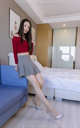 袜啵啵BoBoSocks NO.190 小安-两双高跟鞋、两双船袜（鸳鸯色）、裸足_丽丝库